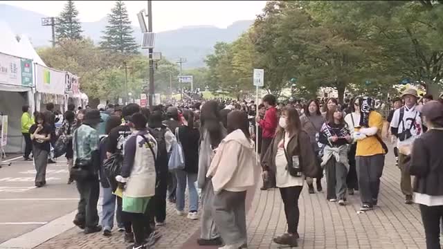 福島県福島市で「ＬＩＶＥ ＡＺＵＭＡ ２０２５」が開幕！約５０組の豪華アーティストが出演（福島テレビ） - Yahoo!ニュース - Yahoo!ニュース