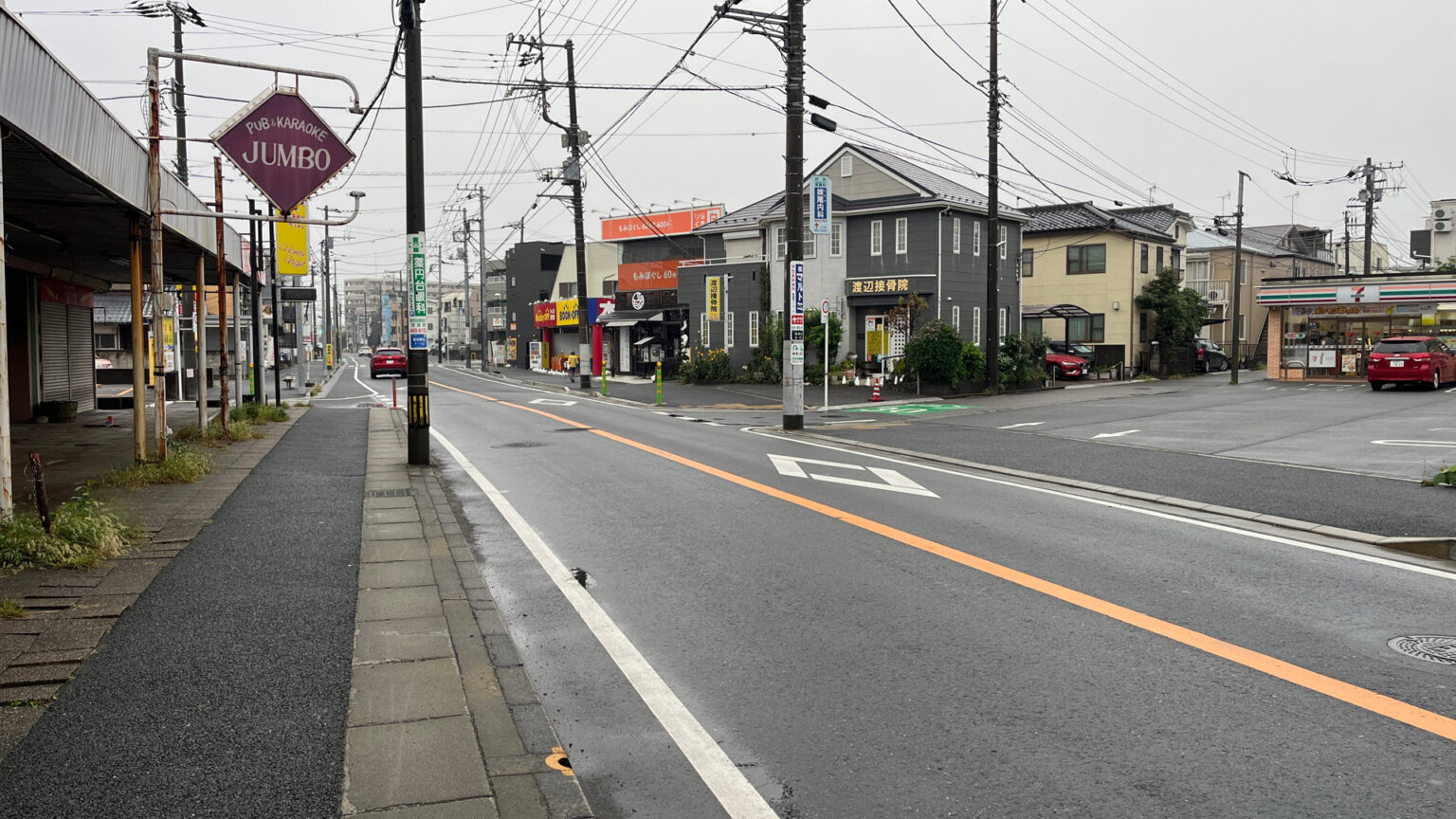 ひき逃げで高齢男性が重傷　男性は脳出血や鎖骨や肋骨折り…病院搬送も意識あり　「小型のミニバンタイプが止まることなく走り去った」と目撃者　千葉・船橋市（TBS NEWS DIG Powered by JNN）