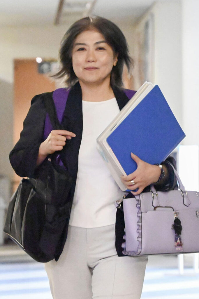 ”きょう失職”田久保伊東市長の冬のボーナス支給は「1日差」で阻止されていた 190万円の節税に貢献した市幹部の「ナイスな機転」(デイリー新潮) – Yahoo!ニュース ”きょう失職”田久保伊東市長の冬のボーナス支給は「1日差」で阻止されていた 190万円の節税に貢献した市幹部の「ナイスな機転」(デイリー新潮) - Yahoo!ニュース