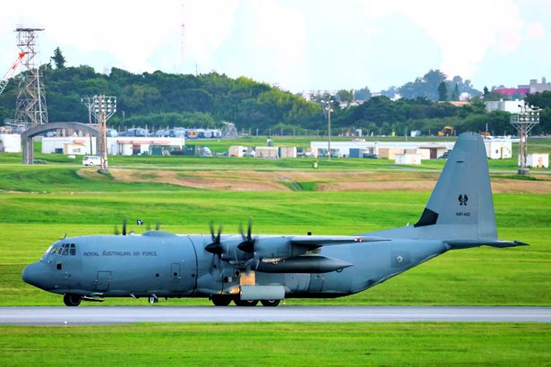 嘉手納基地にオーストラリア空軍機　「瀬取り」監視か　沖縄