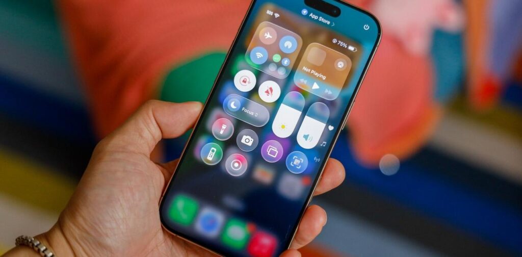 アップル、 iOS 26の｢Liquid Glass｣オフモードをテスト中 - ギズモード・ジャパン