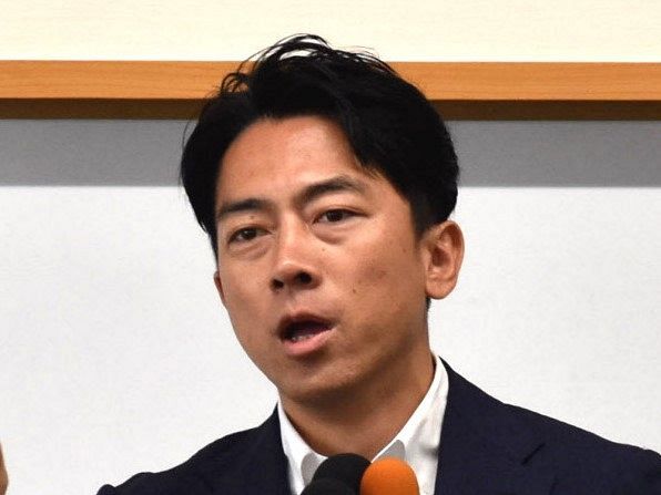 小泉進次郎防衛相