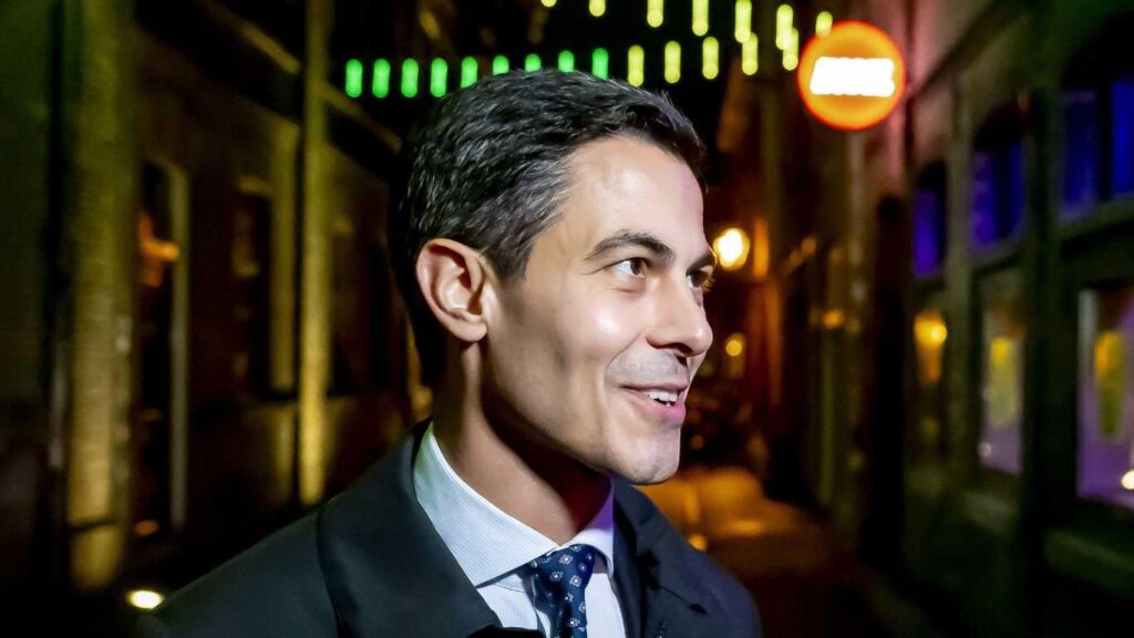 オランダ、極右政党が大敗後、史上初の同性愛者の首相誕生へ