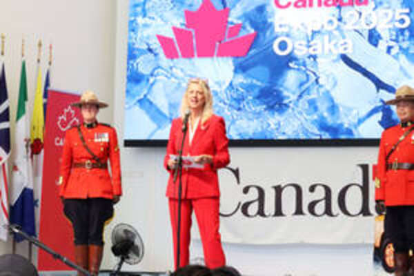 大阪・関西万博カナダ館でクロージングイベント ローリー館長「カナダの魅力を分かち合えた」 – au Webポータル 大阪・関西万博カナダ館でクロージングイベント ローリー館長「カナダの魅力を分かち合えた」 - au Webポータル