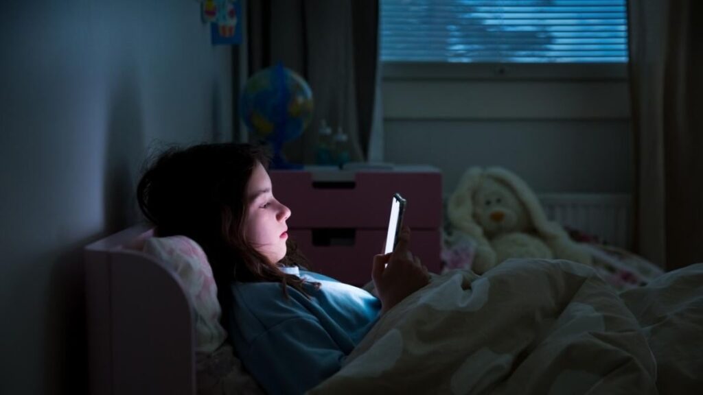 «12歳の私たちの自殺娘。ティクトクとメタに対するイタリアでのファーストクラスの行動は、彼女のような他の脆弱な人を救うことです」
