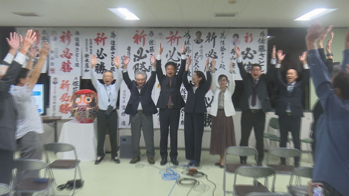 現職破り新人の佐藤聡氏初当選、前回の雪辱果たす・鶴岡市長選（山形県）