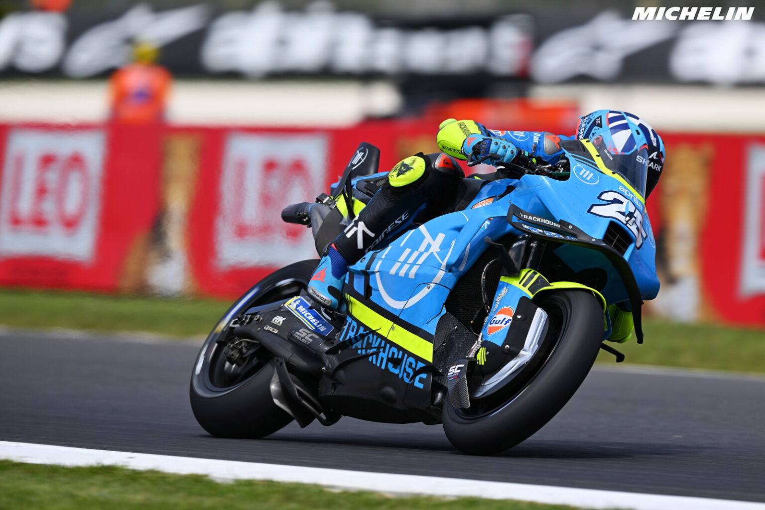 オーストラリアGP プラクティス2位 ラウル・フェルナンデス 「トップ6、7が現実的な目標」MotoGP2025 | 気になるバイクニュース