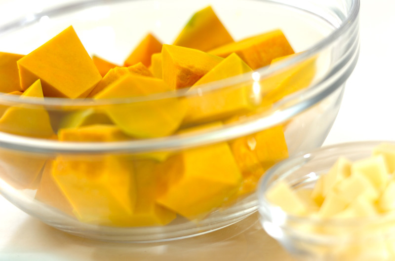 かぼちゃの魅力！おすすめレシピ　チーズおやき 甘くてもちもちの下準備1