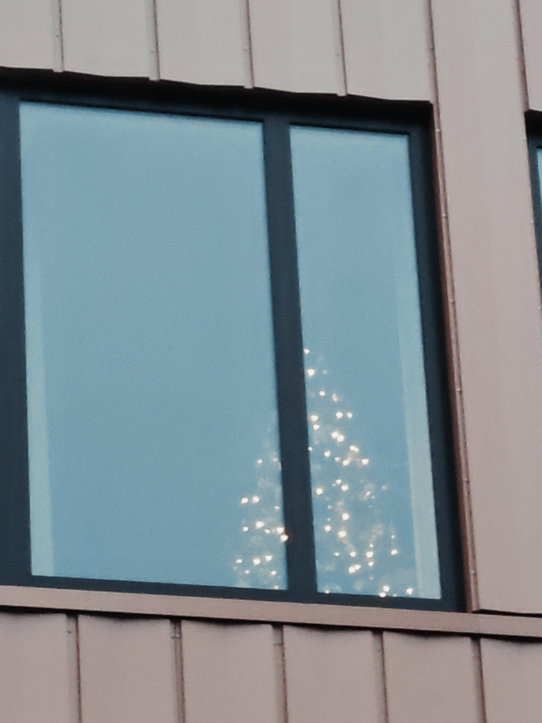 誰かにとってはもうクリスマスです