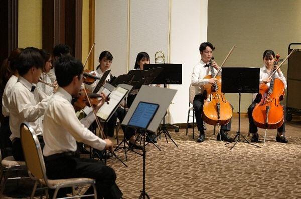 三重大学管弦楽団による演奏