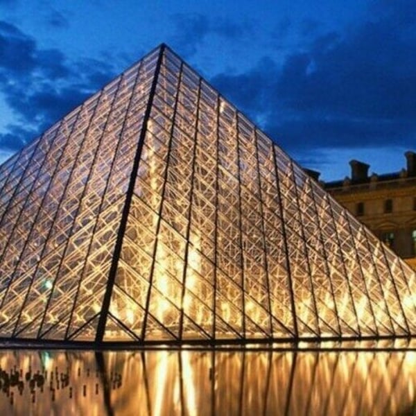 仏警察、ルーヴル美術館宝飾品強奪犯の捜査を強化 - FashionNetwork 日本