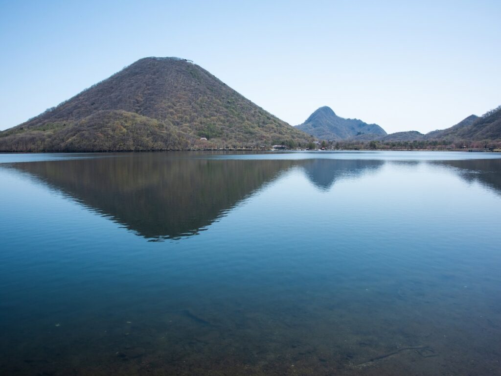 秋に行きたい「群馬県の絶景ドライブスポット」ランキング！ 「榛名湖周遊道路」に5票差の1位は？ - All About ニュース