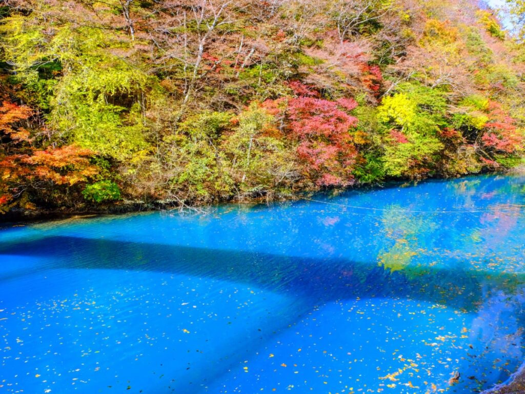 秋に行きたいと思う「群馬県の絶景スポット」ランキング！ 2位「四万温泉・奥四万の滝」を抑えた1位は？【2025年調査】 - All About ニュース