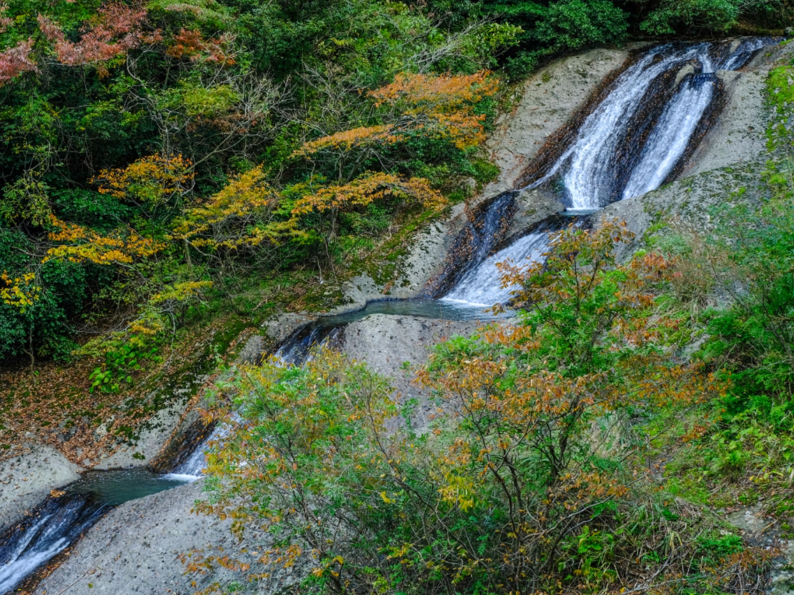 「石川県で秋に行きたい滝」ランキング