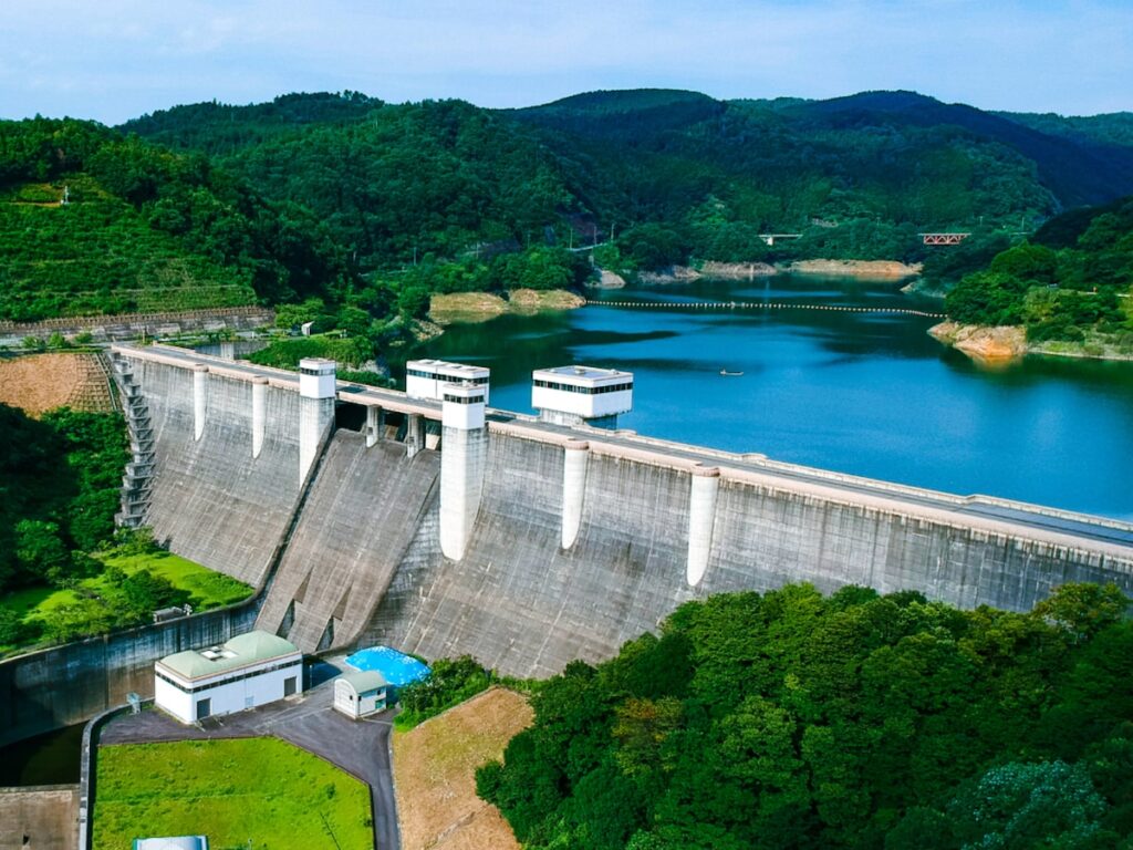 秋に行きたい「三重県の穴場秘境」ランキング! 2位「比奈知ダム湖畔」を抑えた1位は? 【2025年調査】 – All About ニュース 秋に行きたい「三重県の穴場秘境」ランキング! 2位「比奈知ダム湖畔」を抑えた1位は? 【2025年調査】 - All About ニュース