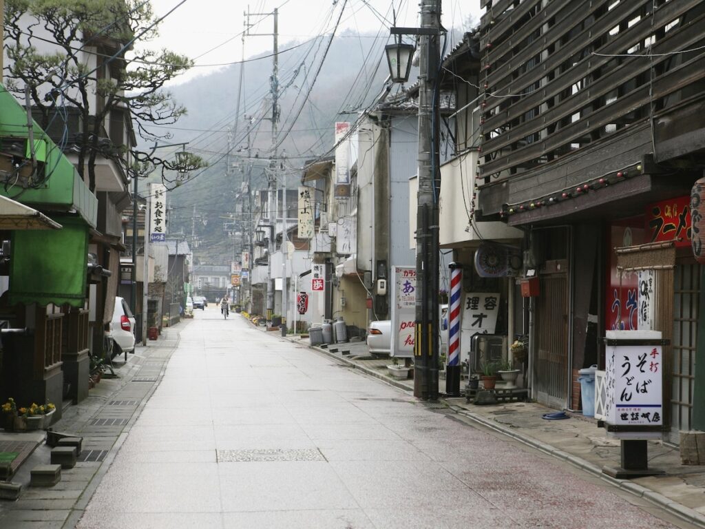 【岡山県】「女性客に人気の……」“美肌の湯”で有名な「湯郷温泉」の魅力とは？ 「日本らしい滞在」の声 - All About ニュース