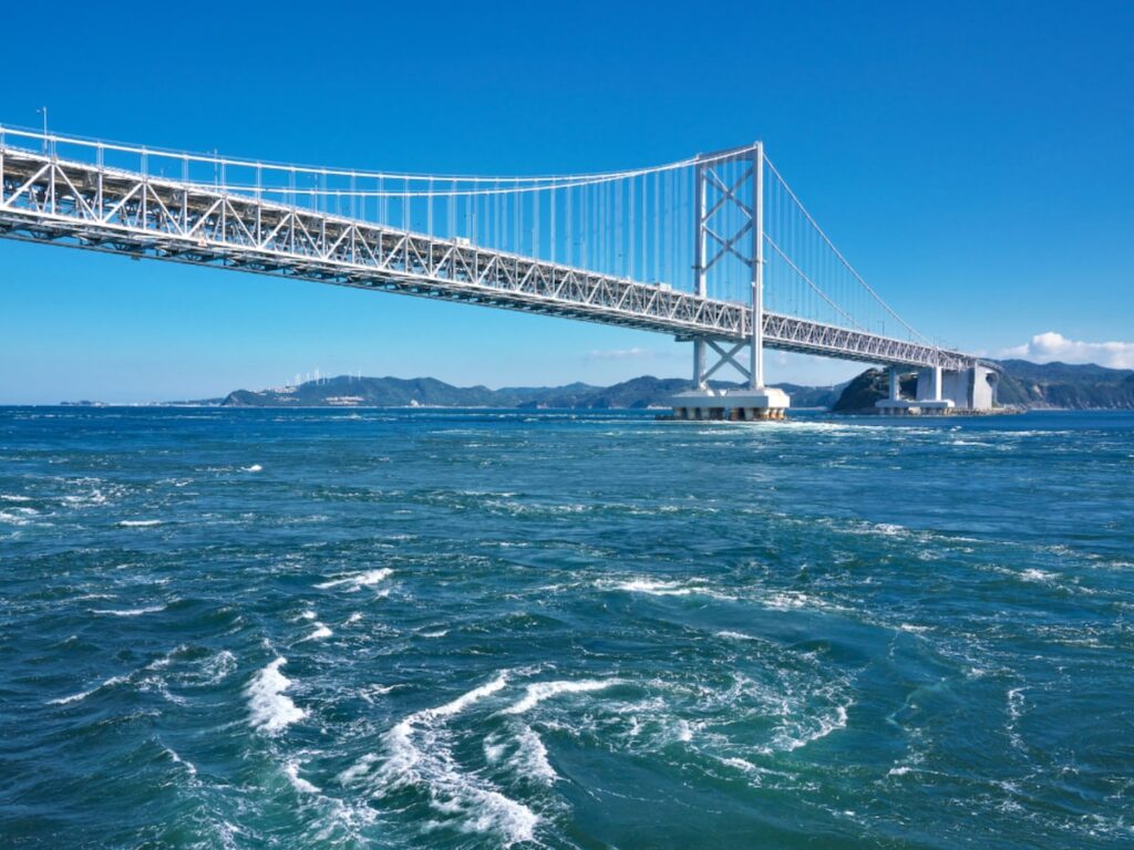 秋に行きたいと思う「兵庫県の絶景スポット」ランキング！ 2位「鳴門海峡の渦潮」、1位は？ 【2025年調査】 - All About ニュース