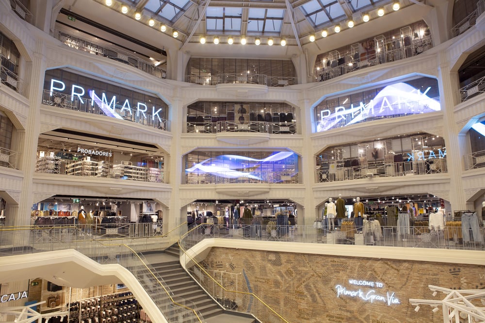 マドリードのグラン・ビアにあるプライマークの店内