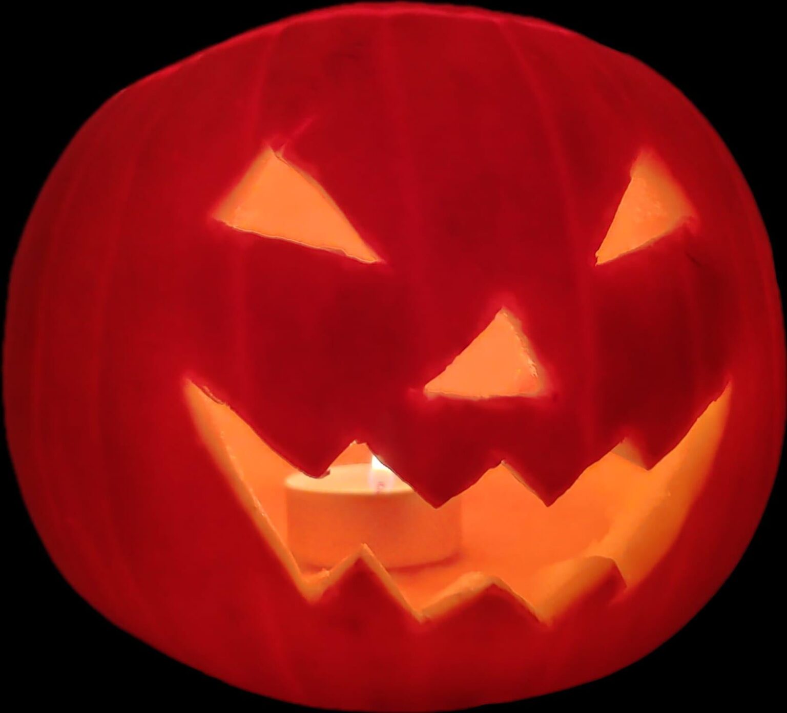 フィンランドのハロウィーンのトリック・オア・トリート