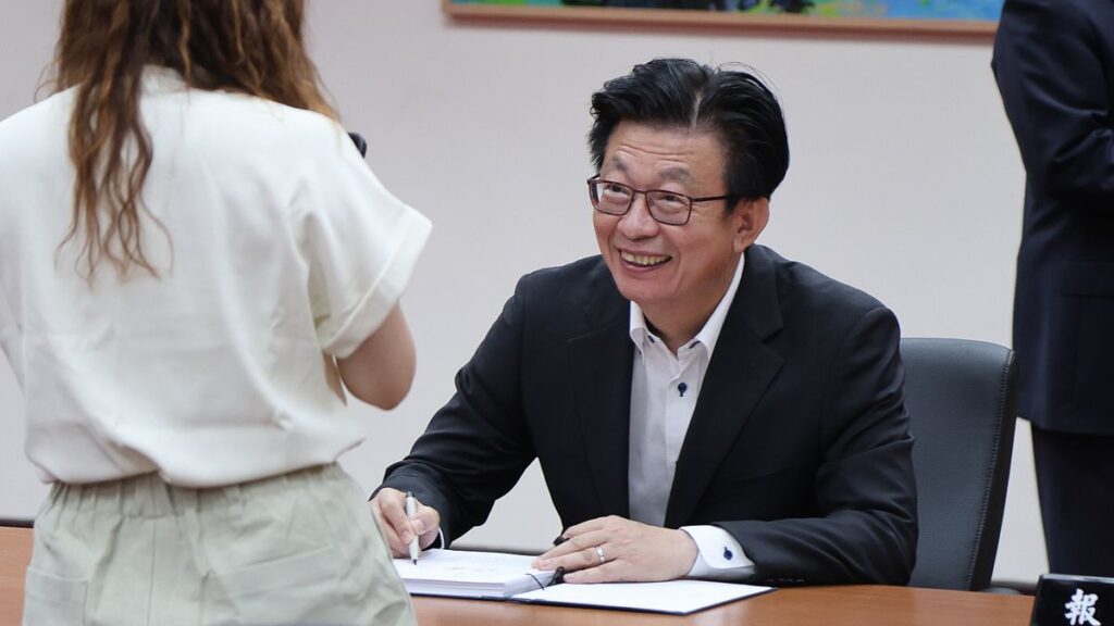 日本の地方交流を担う台湾人――郭国文氏・李退之氏が語る日台関係の現在地 | 黃信維（コウ・シンイ） | ニュース