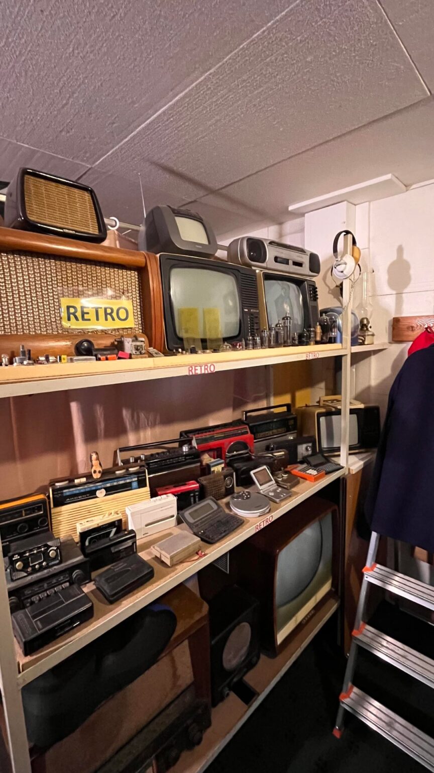おじいちゃんは、このコレクションに価値があるかどうか尋ねます