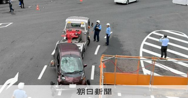 名古屋駅前で3人死傷事故 車運転の71歳「人にぶつかっていない」 [愛知県] - 朝日新聞