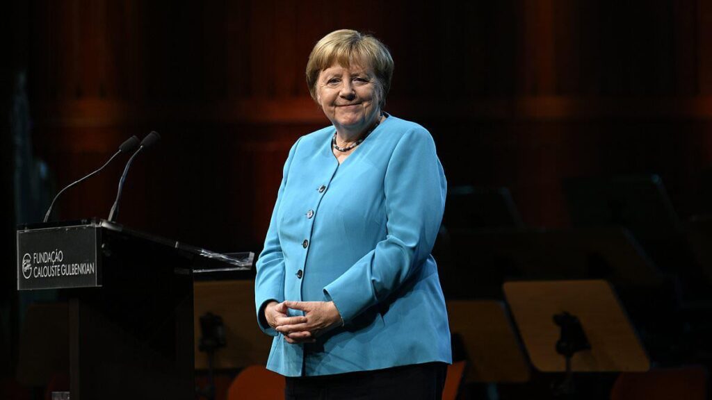 アンジェラ・メルケルは、ポーランドとバルト諸国がウクライナでのプーチン大統領の戦争に責任があると言います