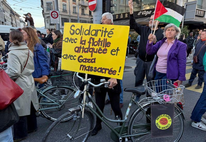 イスラエルはグレタ・サンバーグと170人の他の活動家からギリシャとスロバキアへ