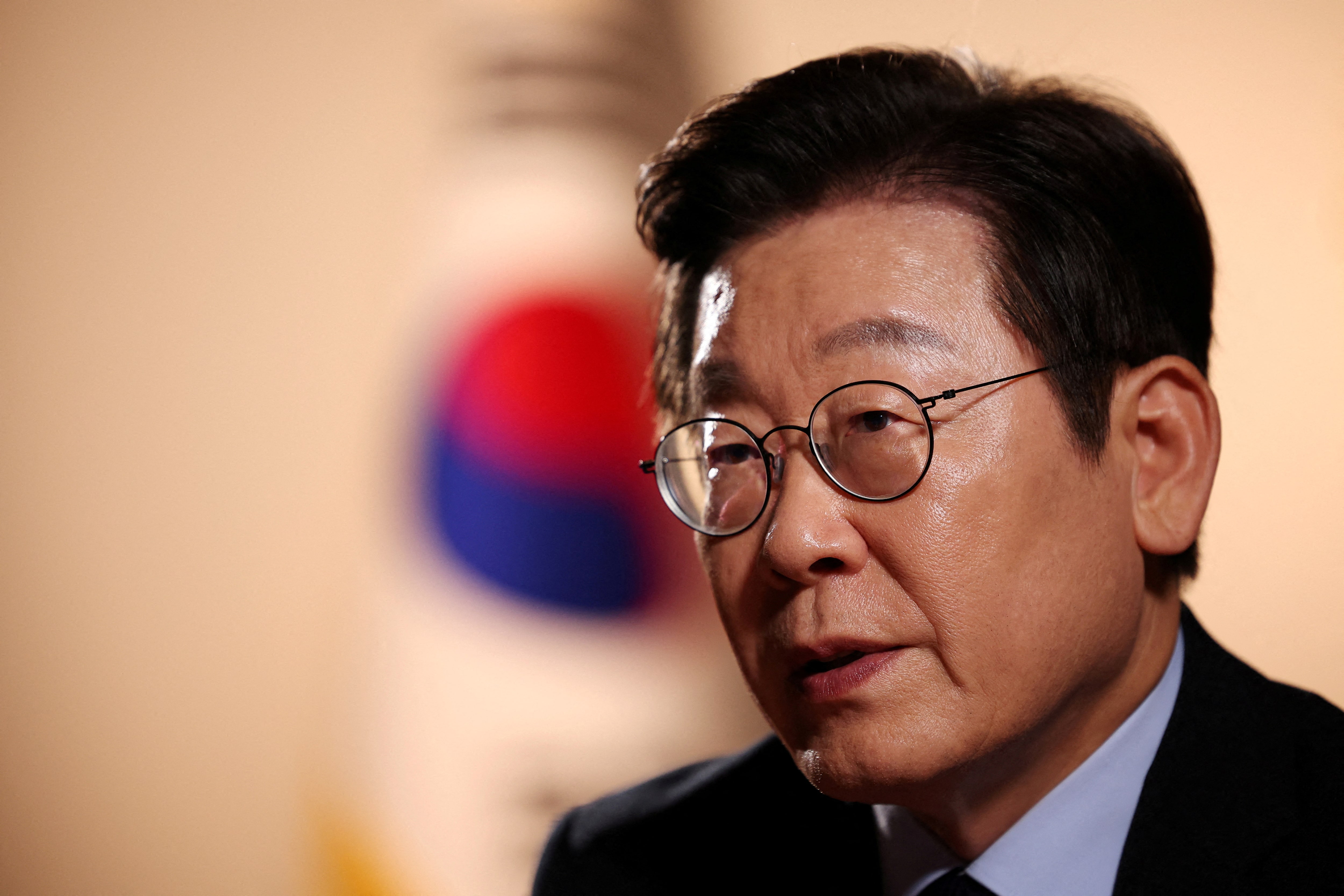 韓国大統領、北朝鮮に離散家族再会へ検討求める