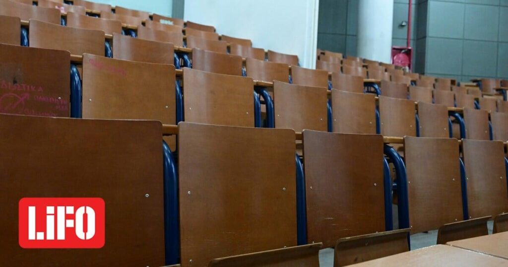 「永遠の学生」：年末までにギリシャの大学から28万5000人が退学