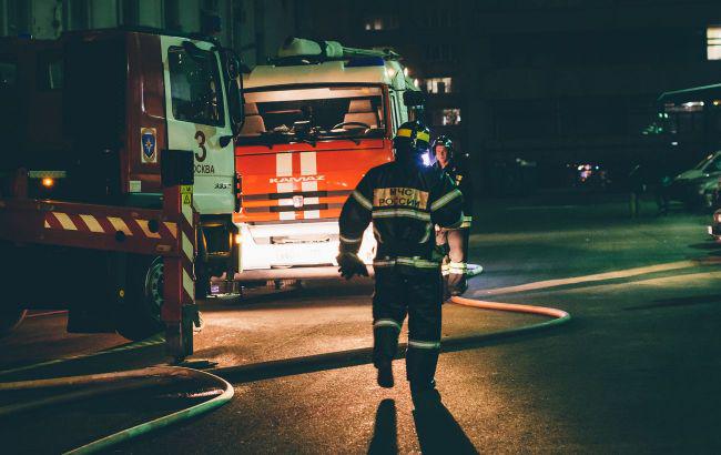 ドローンがロシアの首都に混乱を広め、爆発がモスクワの街を揺るがす