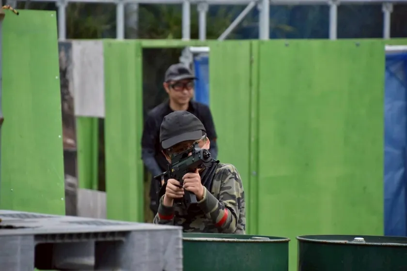 体験型アクティビティ バンジートランポリン