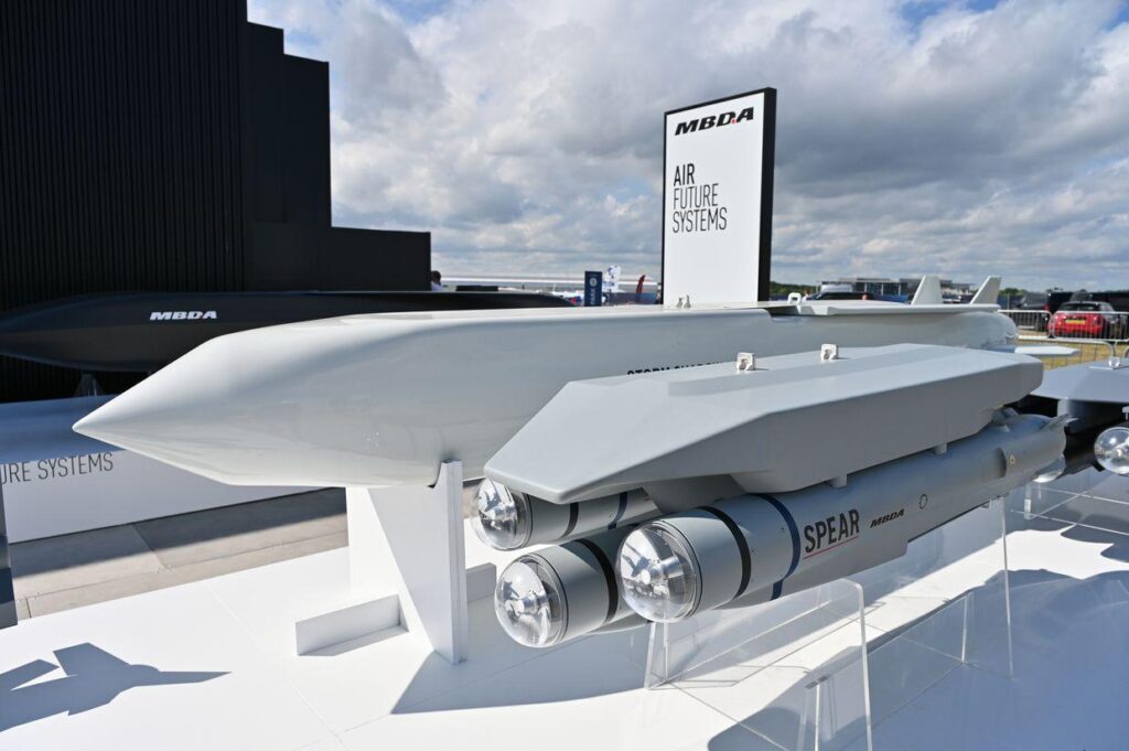 速報：ウクライナがロシアの化学工場を長距離ストームシャドウミサイルで攻撃、軍が発表