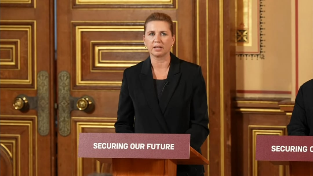 デンマークのフレデリクセン首相：プーチン大統領の戦略は、私たちが立ち止まって諦めるのを待つことでしたが、それは決して起こりません。私たちはウクライナとともに歩み続けることを約束します。