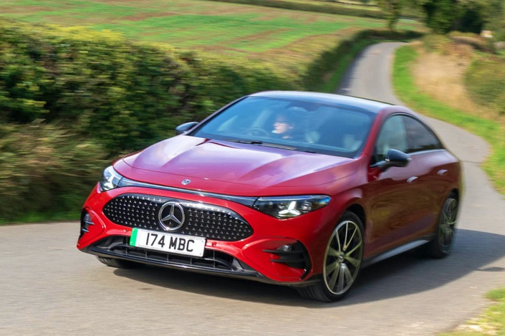 メルセデス・ベンツCLA 250+ ウィズEQテクノロジー AMGライン・エディション（英国仕様）