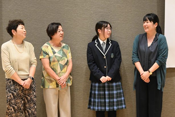 沖縄、福島　語り部交流　戦争、原発　事実継承考える