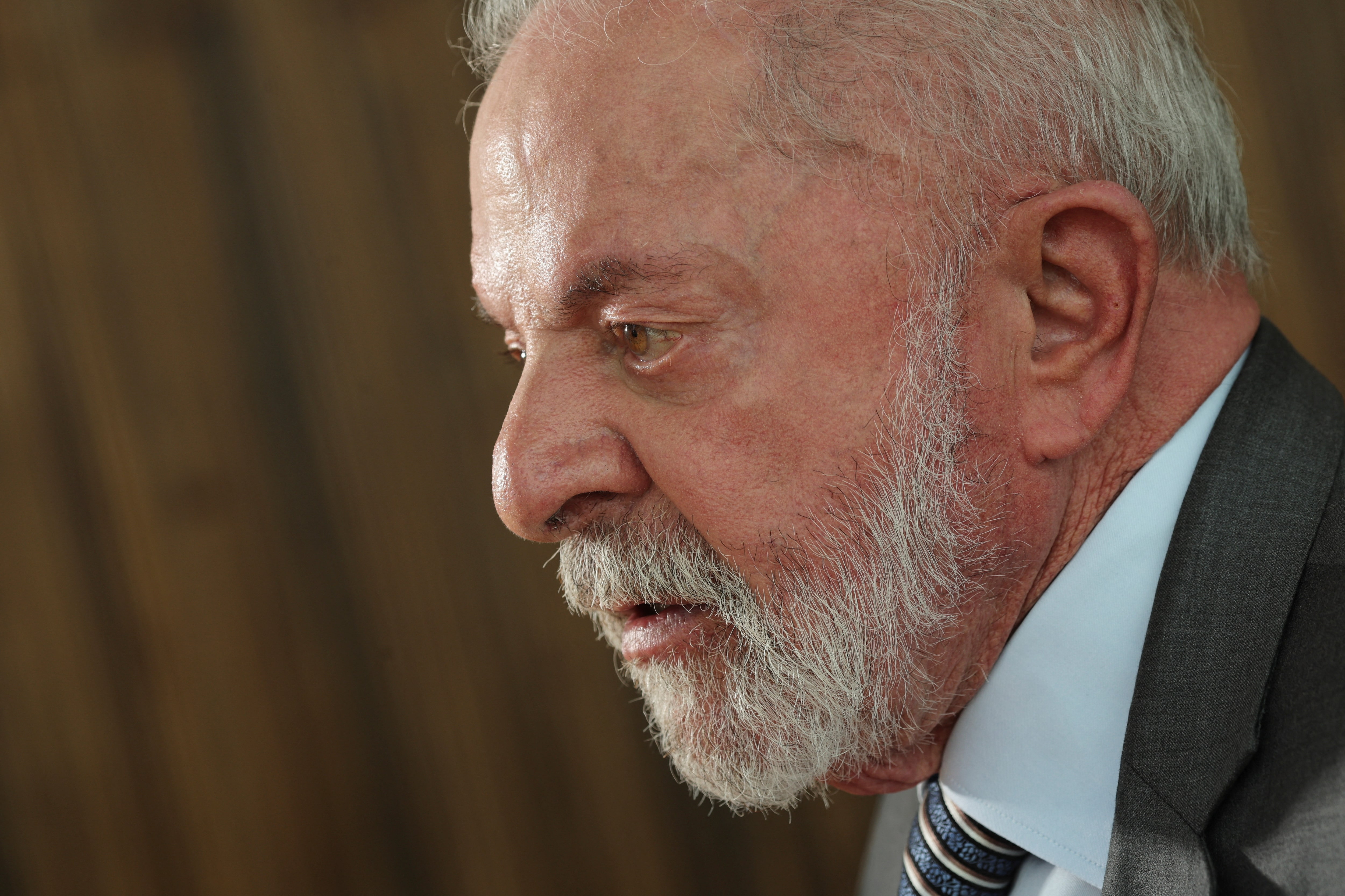 ブラジル、米に関税撤回を要請　首脳が電話会談