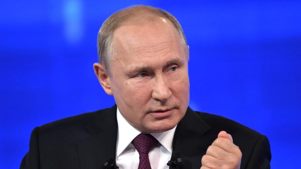 ウラジーミル・プーチン大統領に壁が迫っている