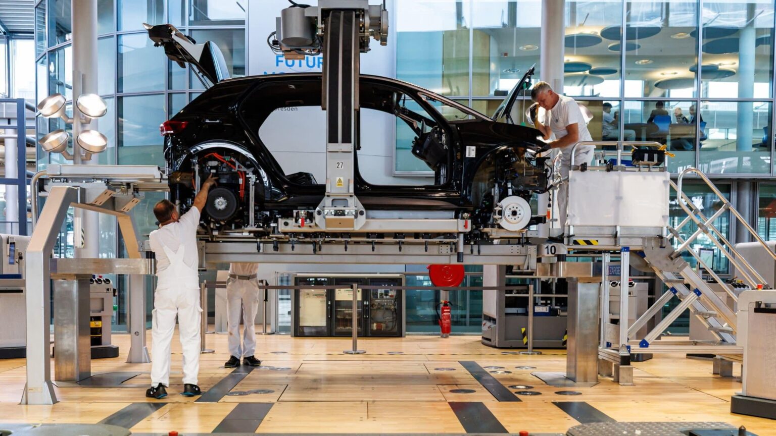 ドイツの工業生産は自動車部門の低迷で2005年の水準に低下
