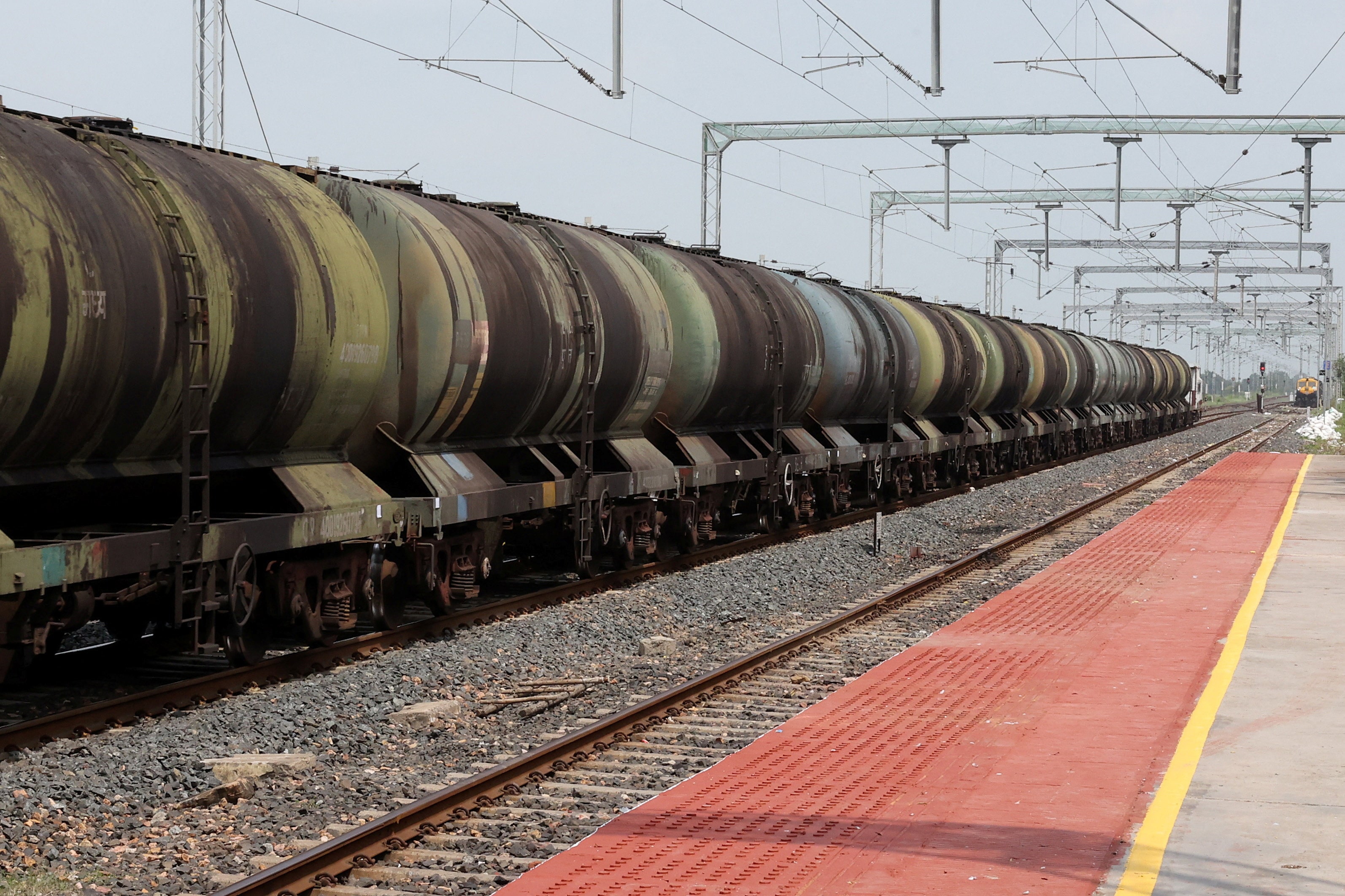 インド、ロシア産原油輸入を大幅に削減する公算大＝関係筋