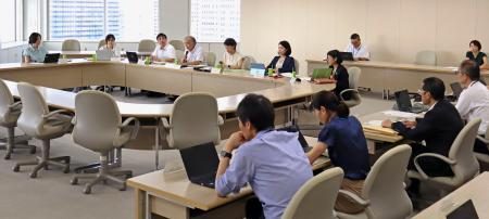保護者カスハラ、東京都対策検討　教員負担重く、条例契機 - 琉球新報デジタル