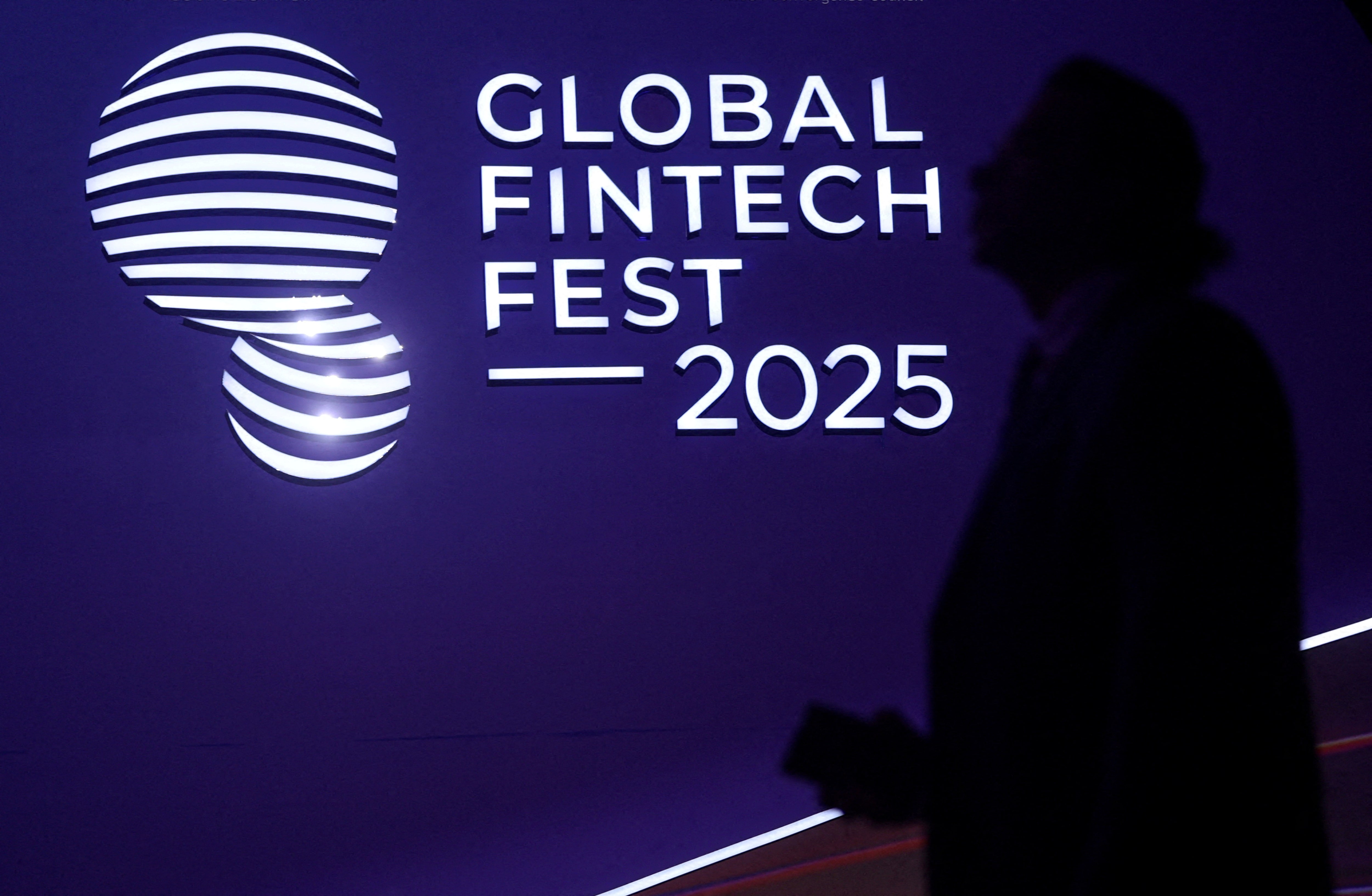 インド、フィンテック会議で暗号資産とステーブルコインを排除