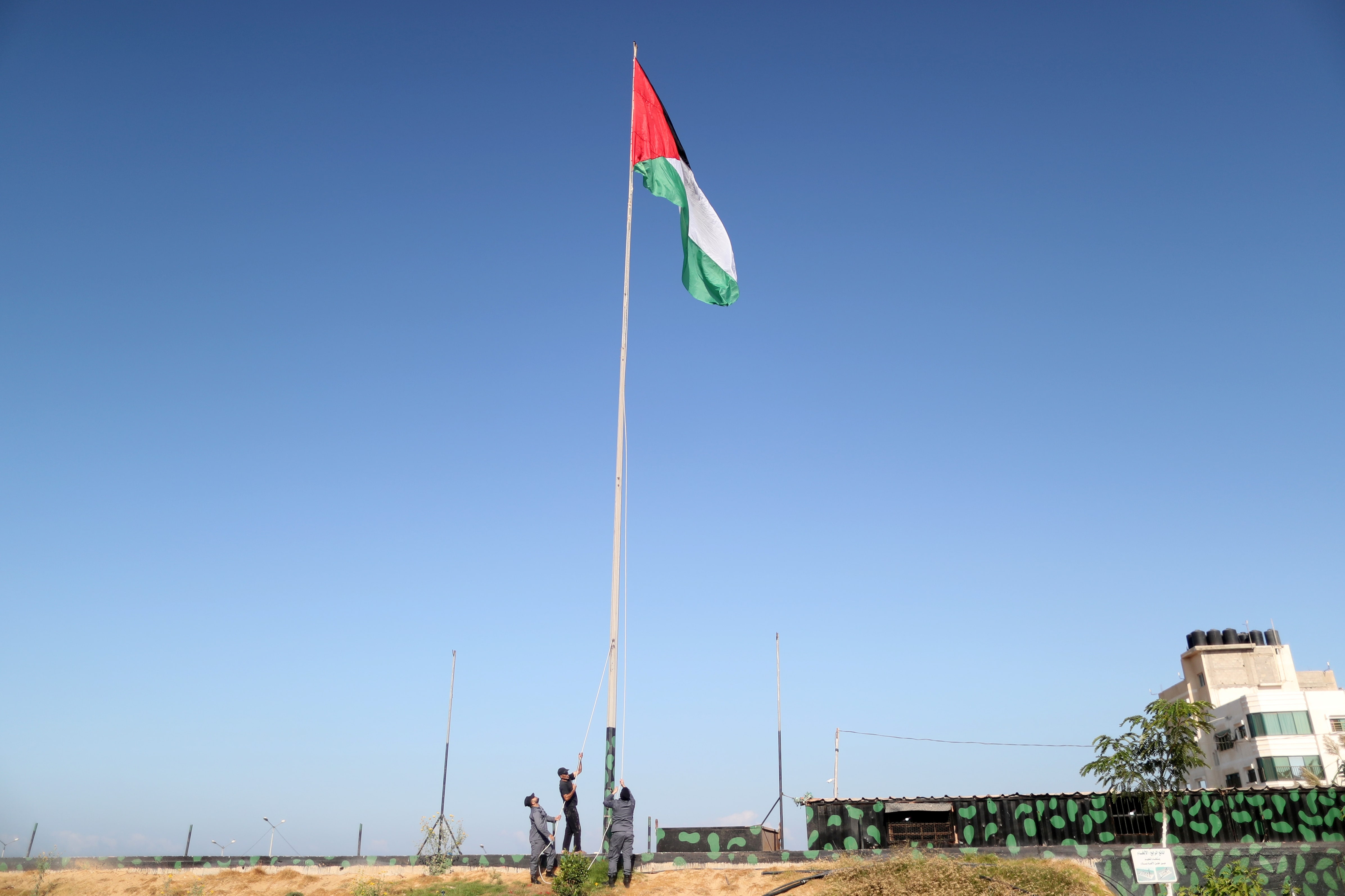 独、ユダヤ人施設攻撃計画の疑いで3人拘束　ハマス工作員か