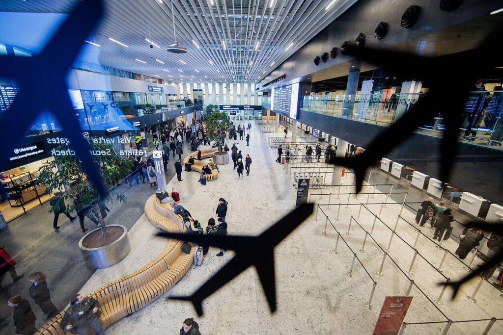 ビリニュス空港の運営が再び一時停止、空域制限が延長