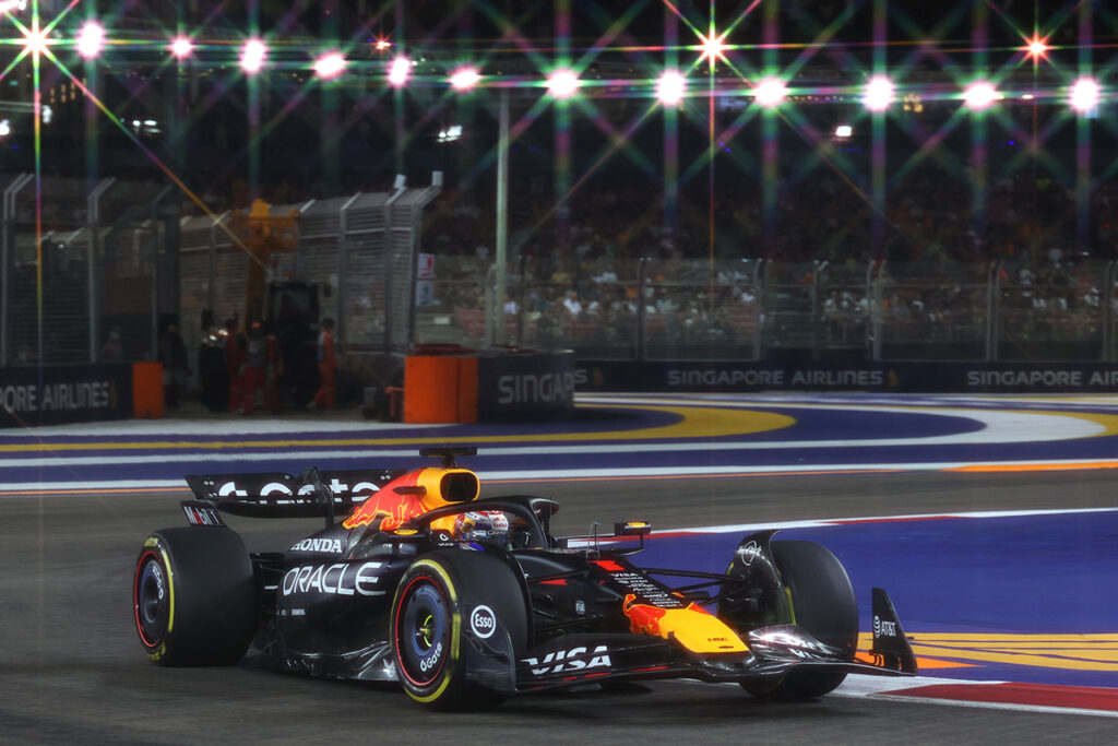 【タイム結果】2025年F1第18戦シンガポールGP フリー走行2回目 – autosport web マックス・フェルスタッペン(レッドブル)
