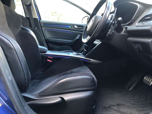 ルノー メガーヌスポーツツアラー GT 4コントロール RSドライブ CarPlay対応 LED 香川県の詳細画像 その11