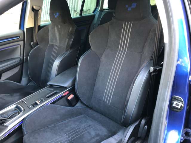 ルノー メガーヌスポーツツアラー GT 4コントロール RSドライブ CarPlay対応 LED 香川県の詳細画像 その16