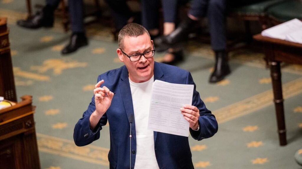 Raoul Hedebouw（PVDA）：「かつて億万長者の税金はありますが、世論のおかげでコナーのおかげではありません」