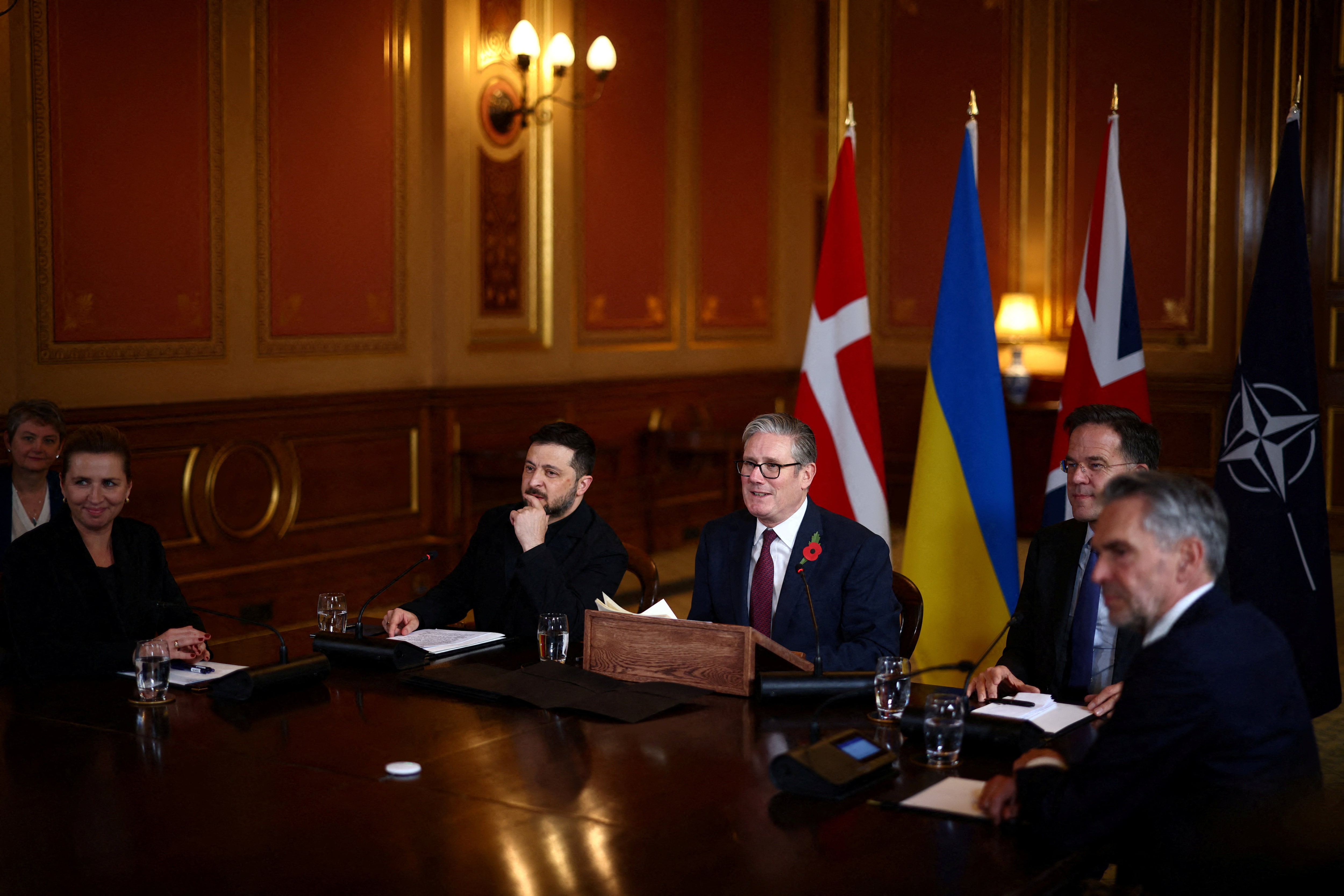 ロシア凍結資産、ウクライナ支援に早急に利用＝有志連合首脳会合