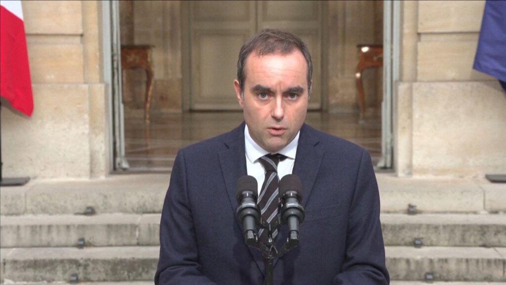 早漏　仏内閣が組閣14時間で総辞職